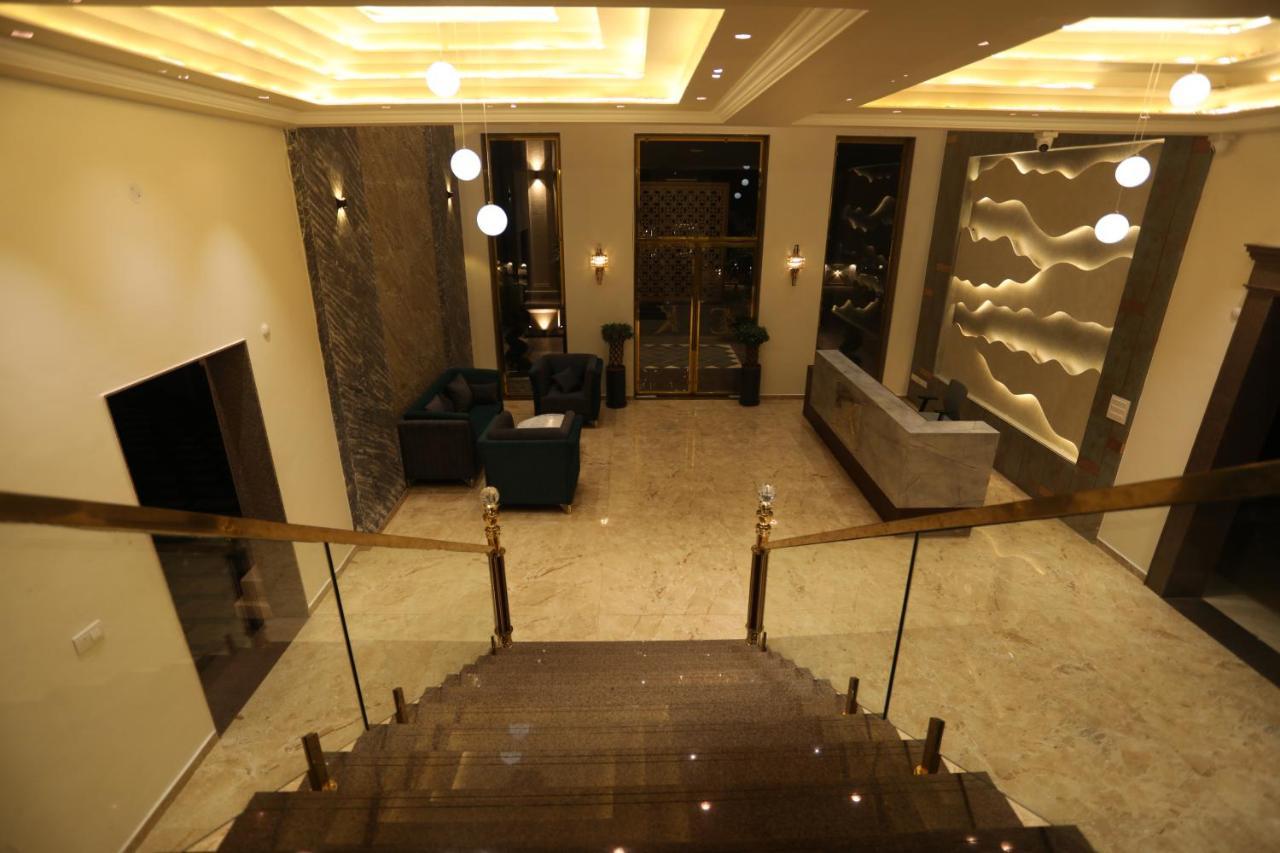 Chandan Kasturi Resort Dariāwad エクステリア 写真